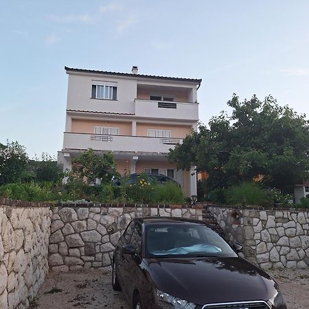 Apartments with a parking space Supetarska Draga - Donja, Rab - 15999 Bagian luar foto