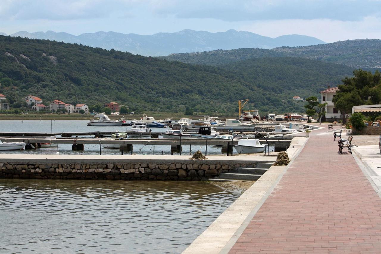 Apartments with a parking space Supetarska Draga - Donja, Rab - 15999 Bagian luar foto